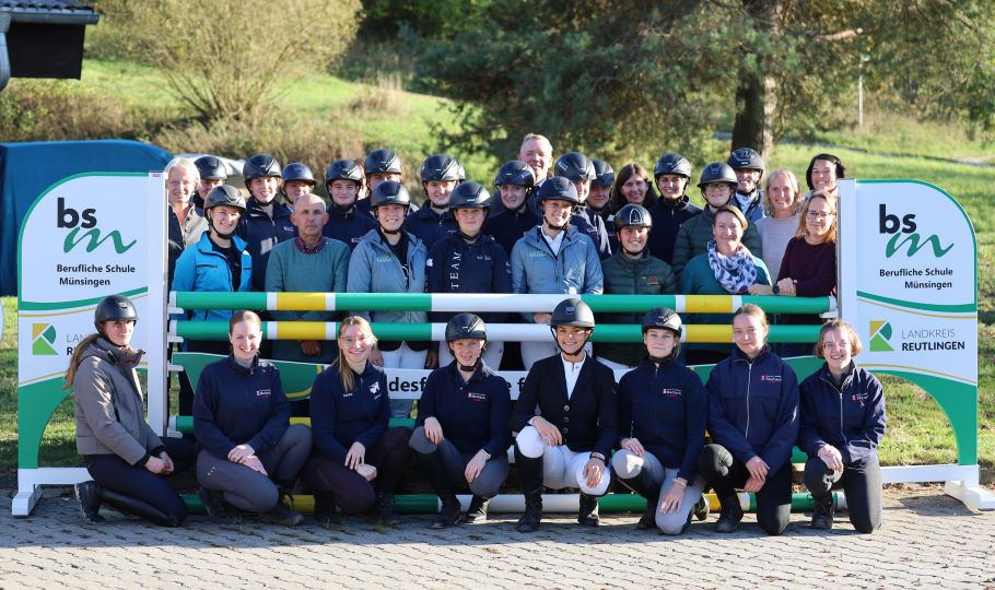 Gruppenbild Teilnehmer Berufswettkampf